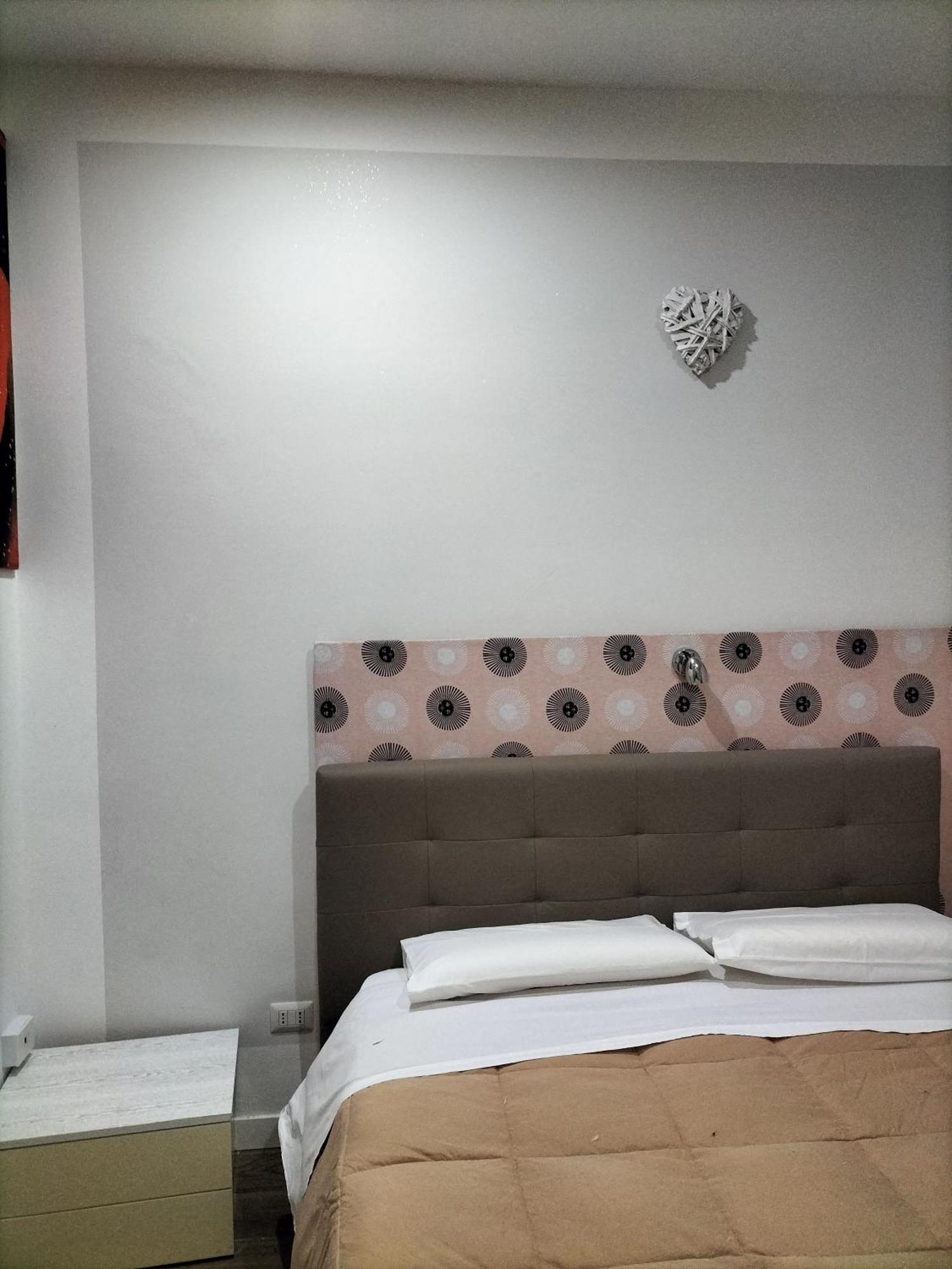Bed and Breakfast Casa Di Edoardo Bríndisi Habitación foto